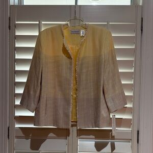 Alfred Dunner - NWT- Yellow and Cream Blazer